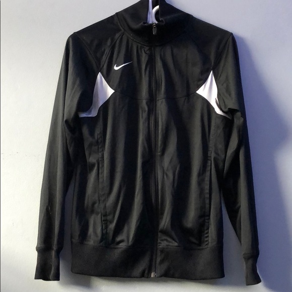nike zip up sweater